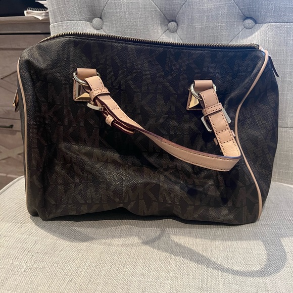 Michael Kors Bag - Picture 6 of 10